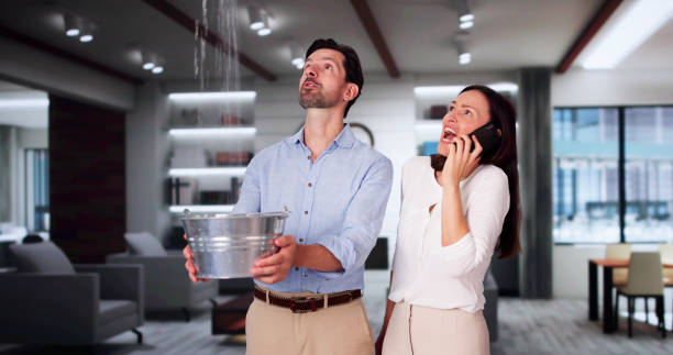 Best Emergency water damage restoration  in Earlimart, CA